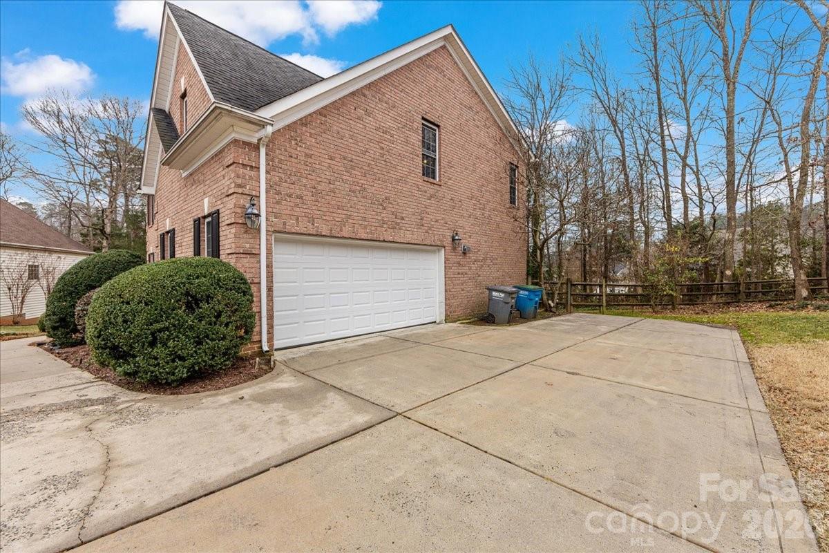 4523 Brent Wood Drive — Belmont