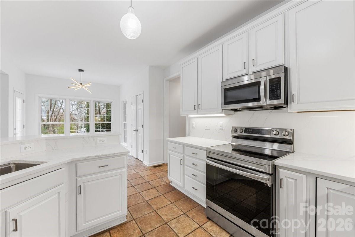 4523 Brent Wood Drive — Belmont