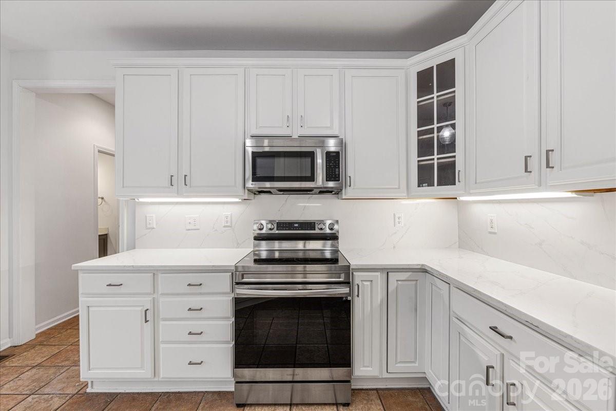 4523 Brent Wood Drive — Belmont