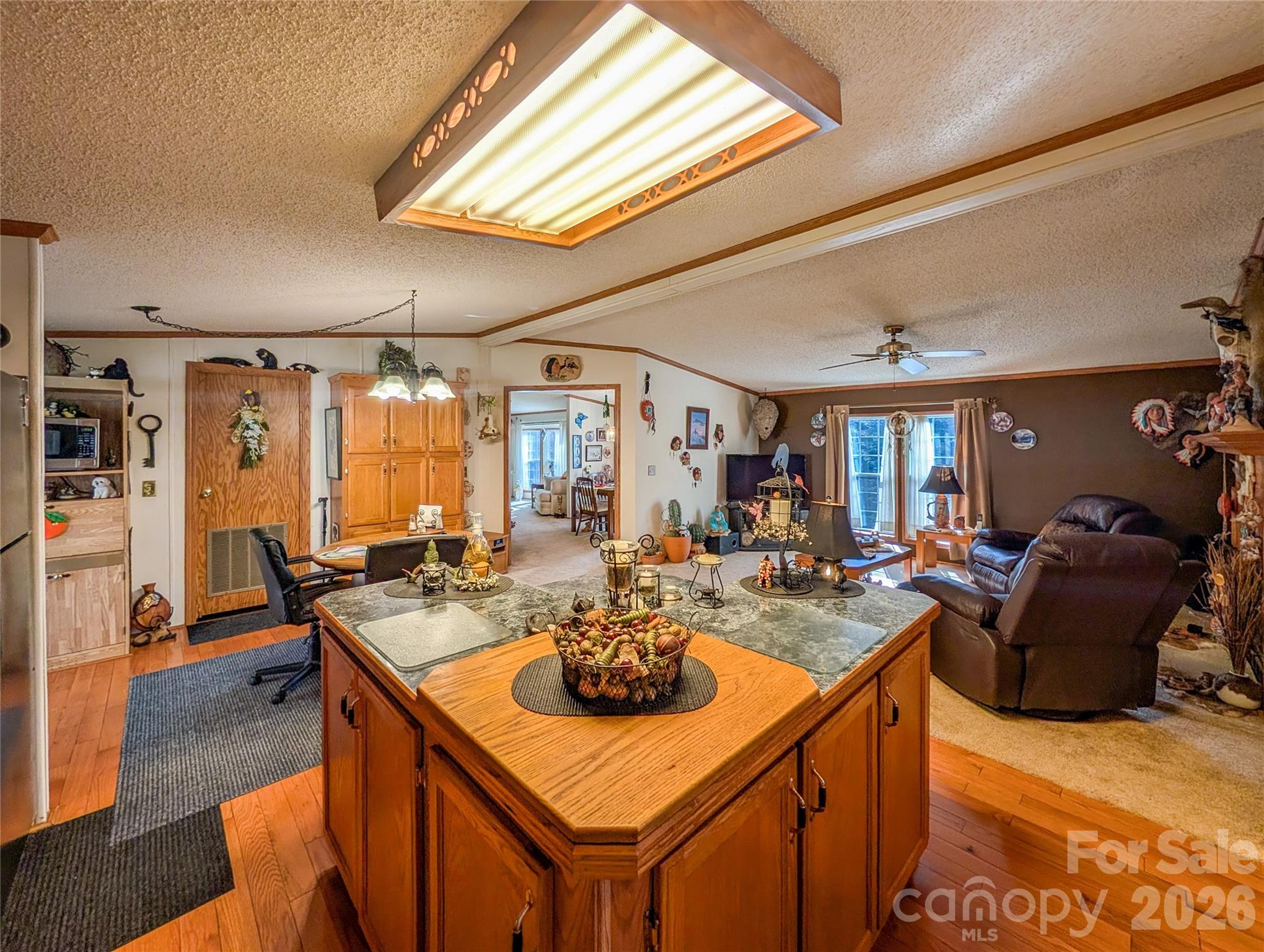 1372 Lickskillet Road — Burnsville