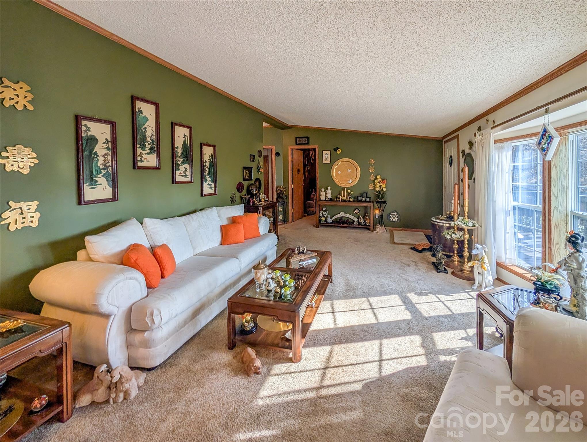 1372 Lickskillet Road — Burnsville
