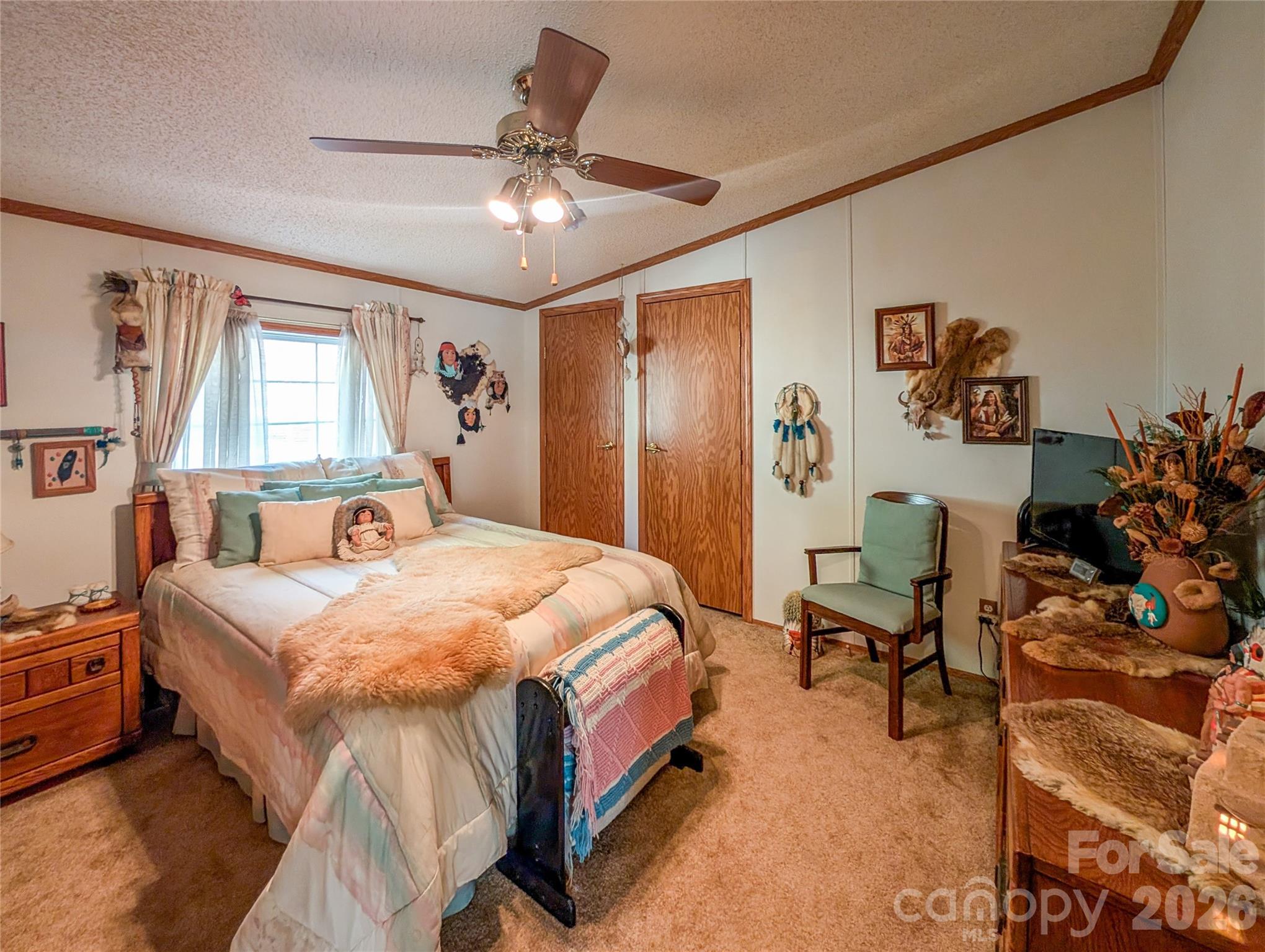 1372 Lickskillet Road — Burnsville