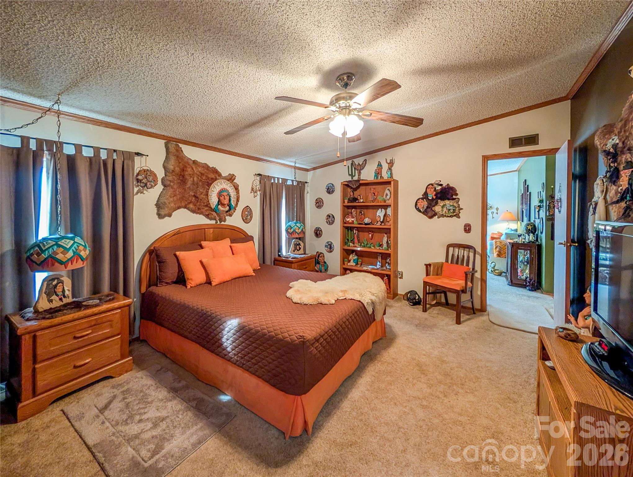 1372 Lickskillet Road — Burnsville