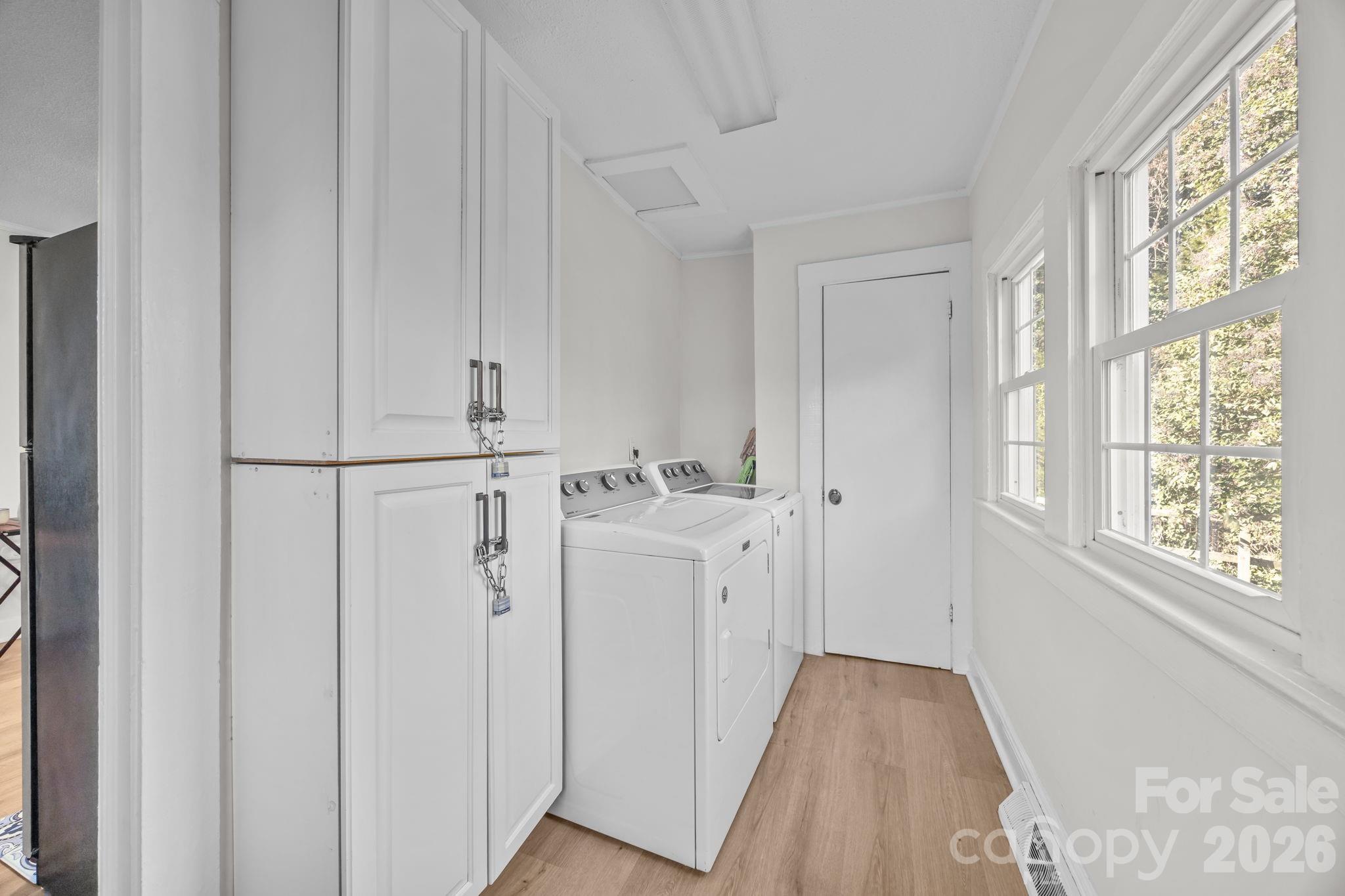 145 Saint Charles Avenue NE — Concord