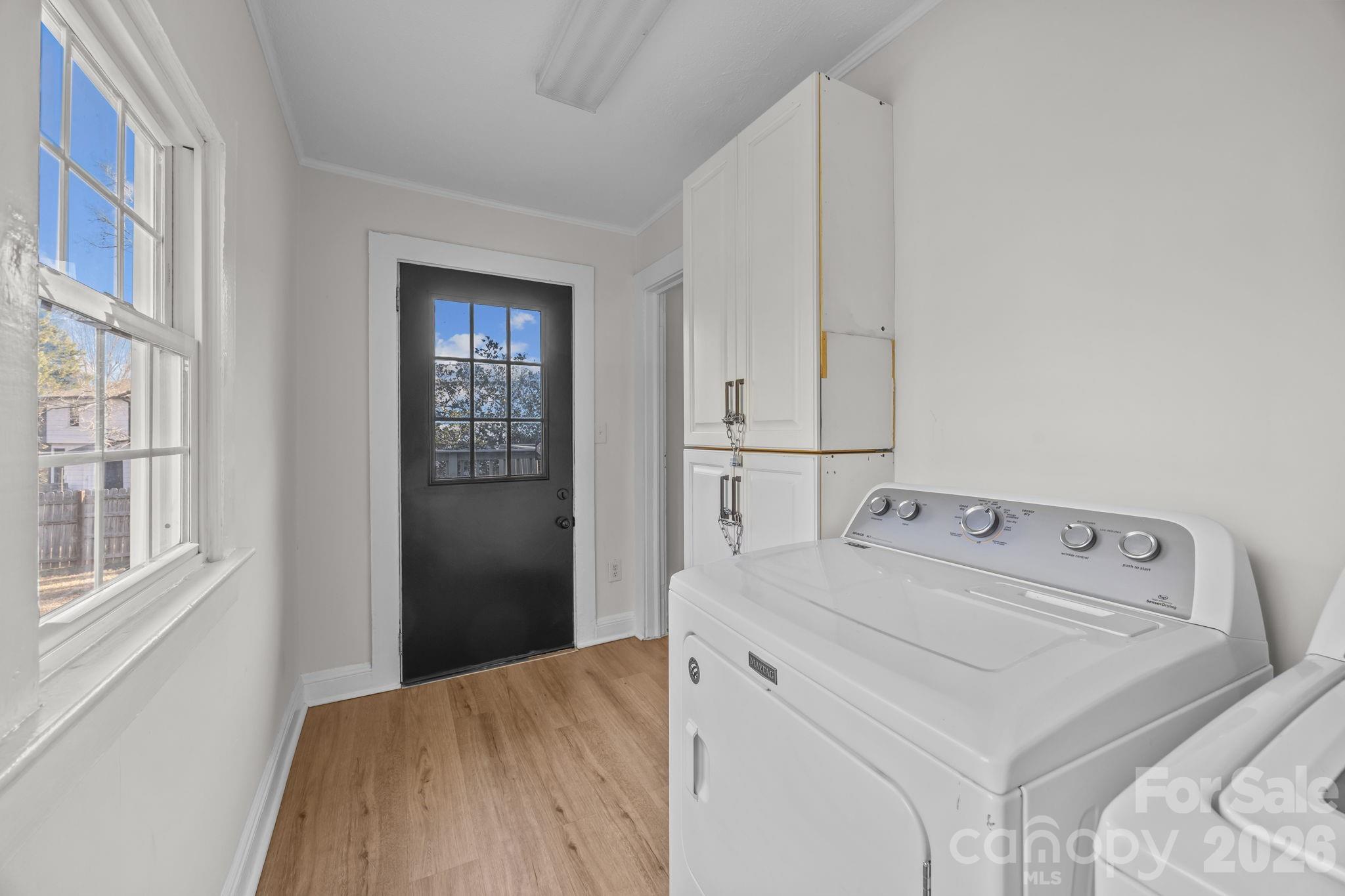 145 Saint Charles Avenue NE — Concord