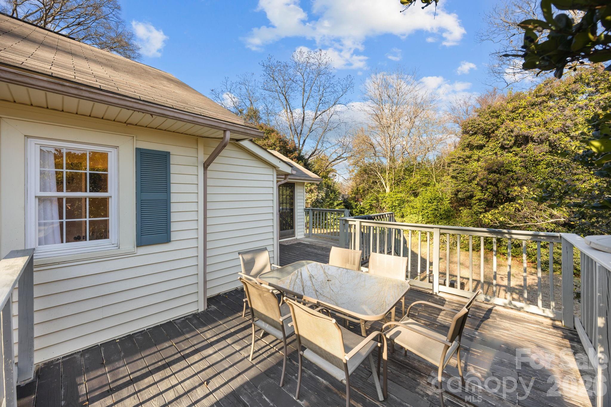 145 Saint Charles Avenue NE — Concord