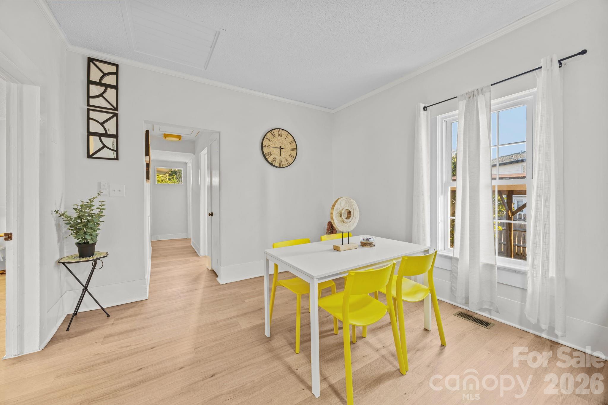 145 Saint Charles Avenue NE — Concord