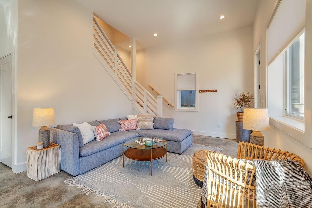 21 Orrinel Way — Asheville