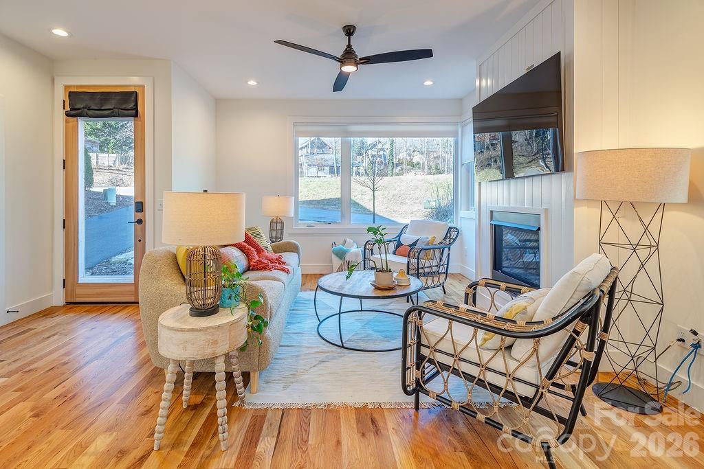 21 Orrinel Way — Asheville