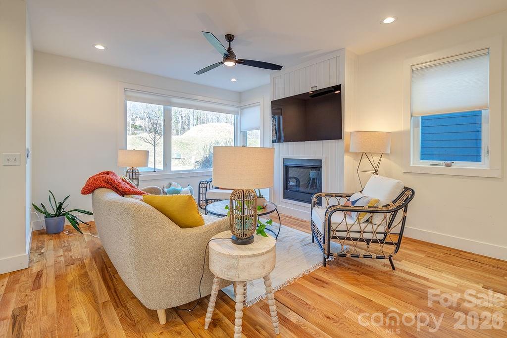 21 Orrinel Way — Asheville