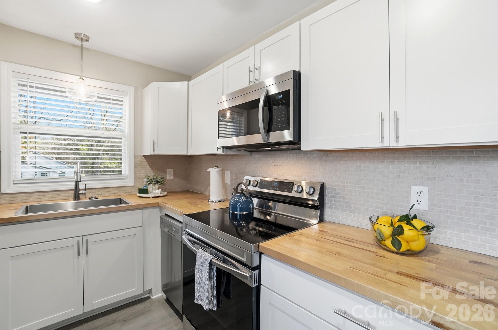 906 Eastwood Drive — Rock Hill