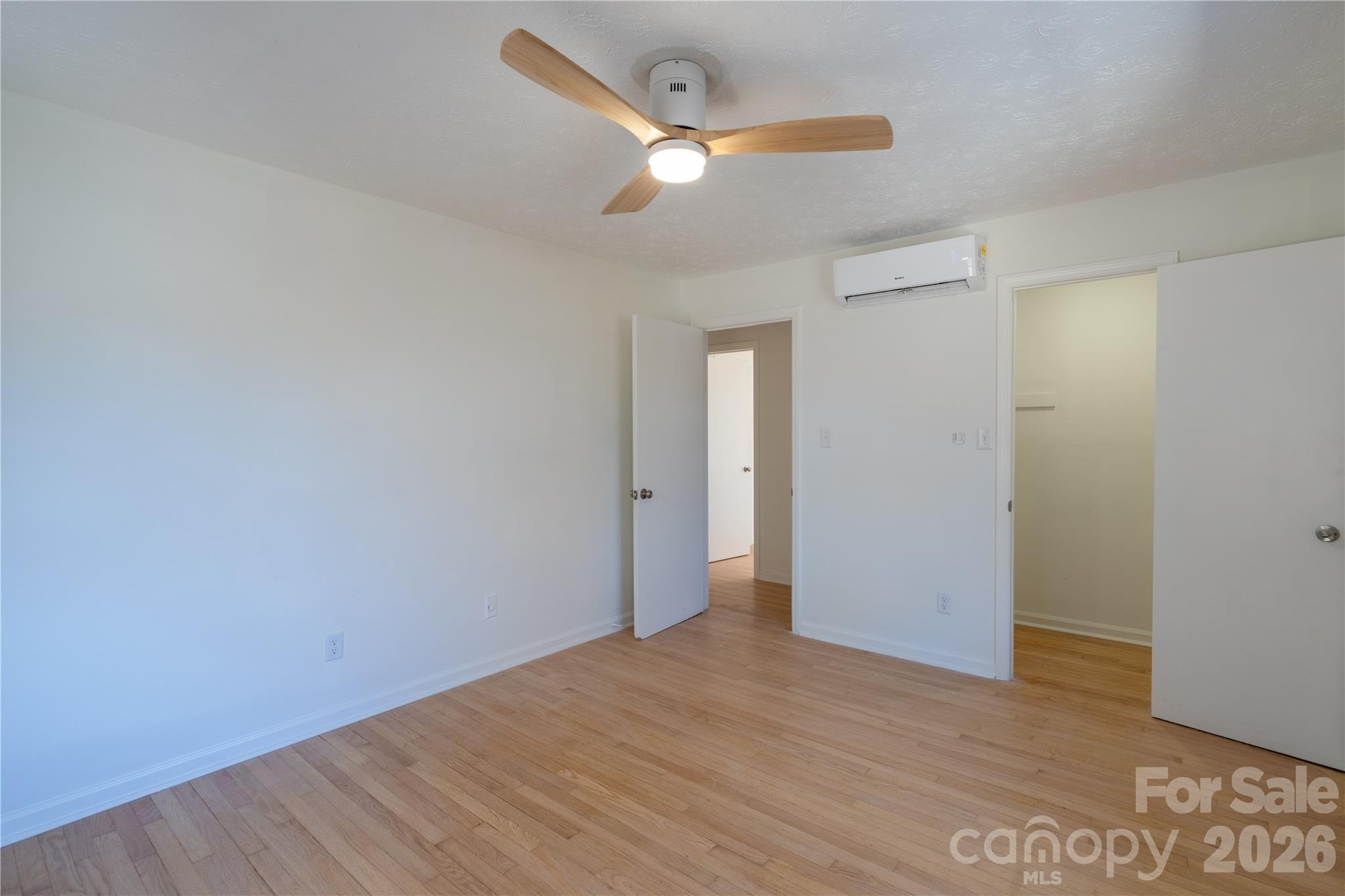 104 Disosway Street — Black Mountain