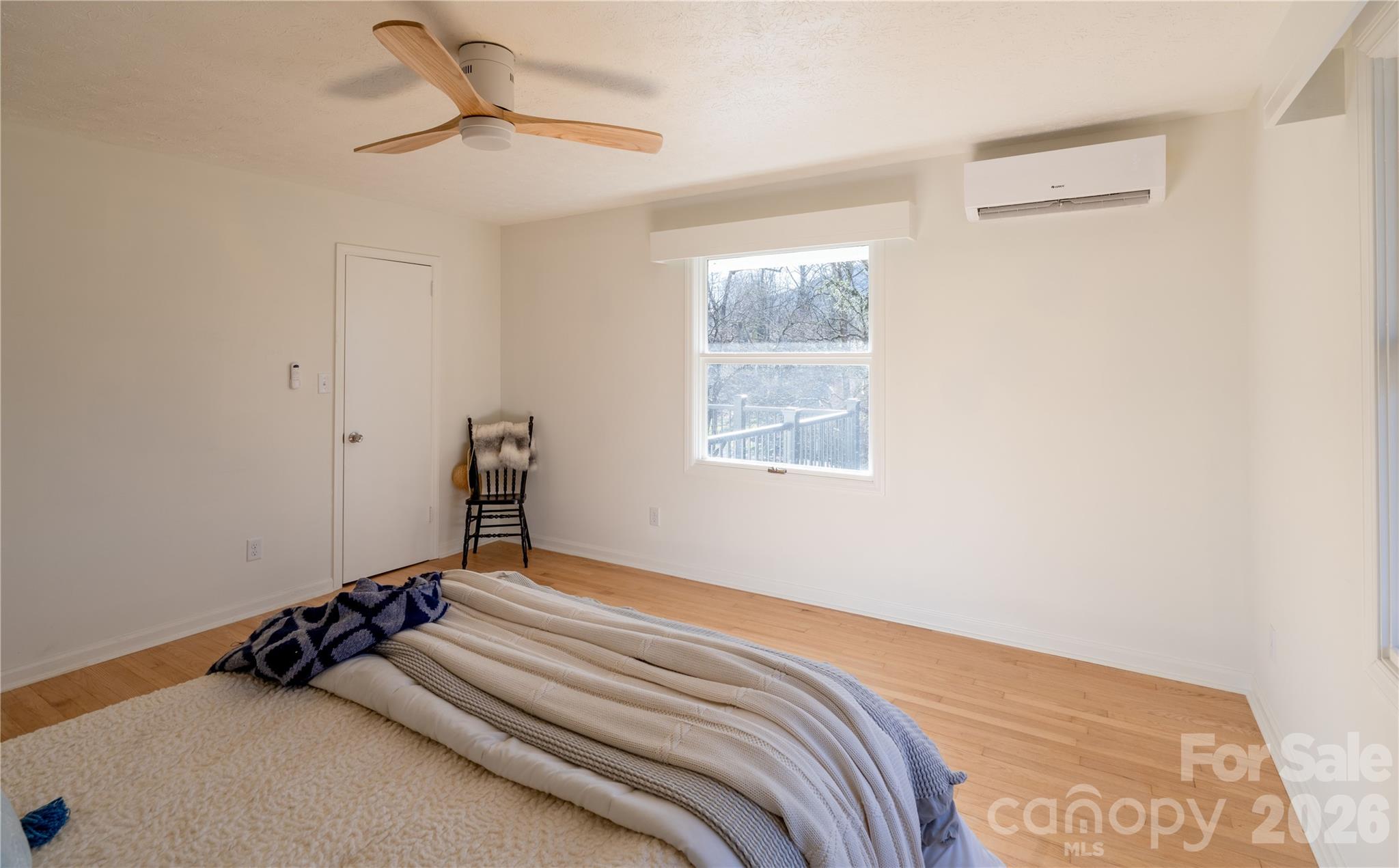 104 Disosway Street — Black Mountain