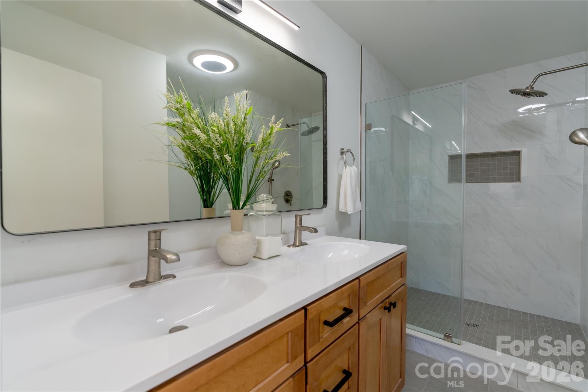 104 Disosway Street — Black Mountain