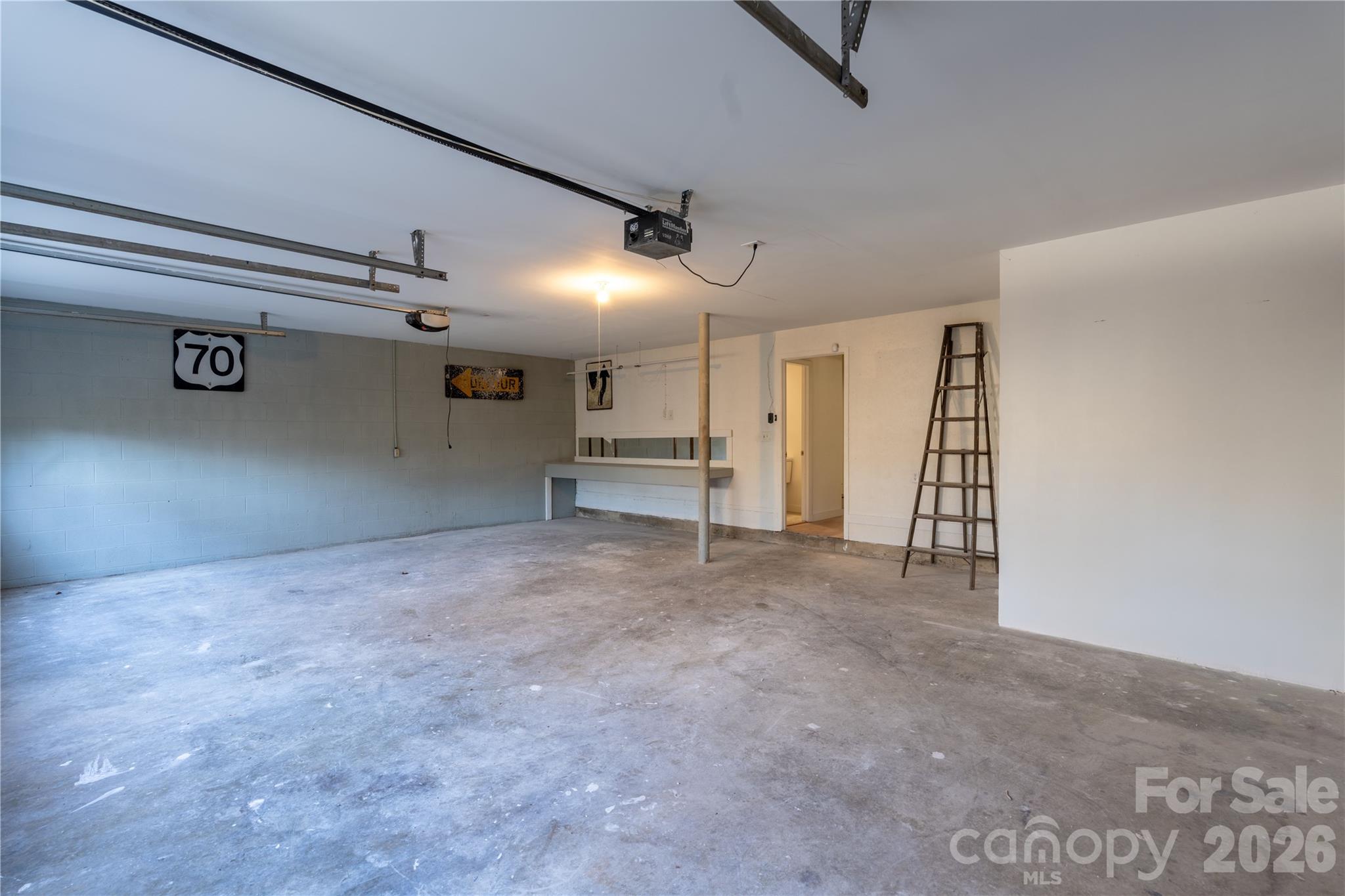 104 Disosway Street — Black Mountain