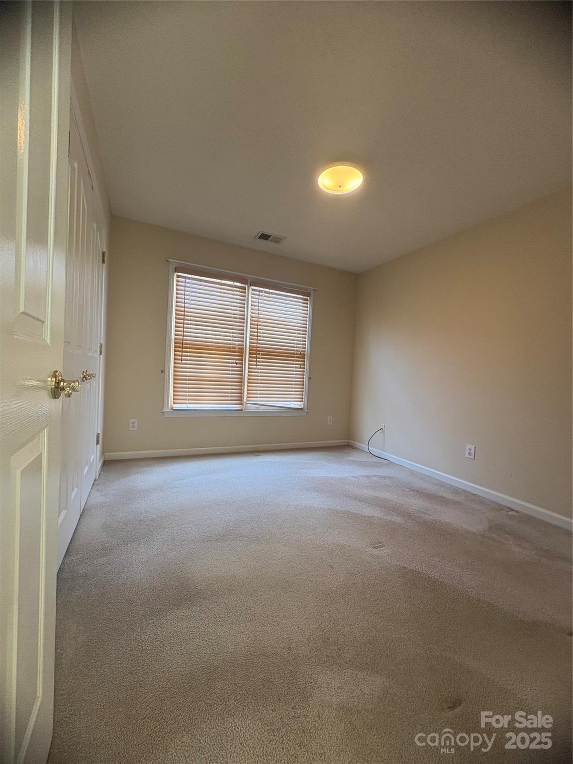 5828 Swanston Drive — Charlotte