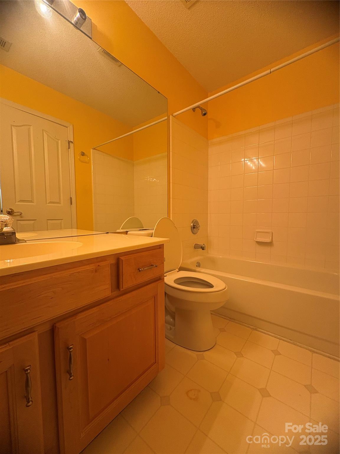 5828 Swanston Drive — Charlotte