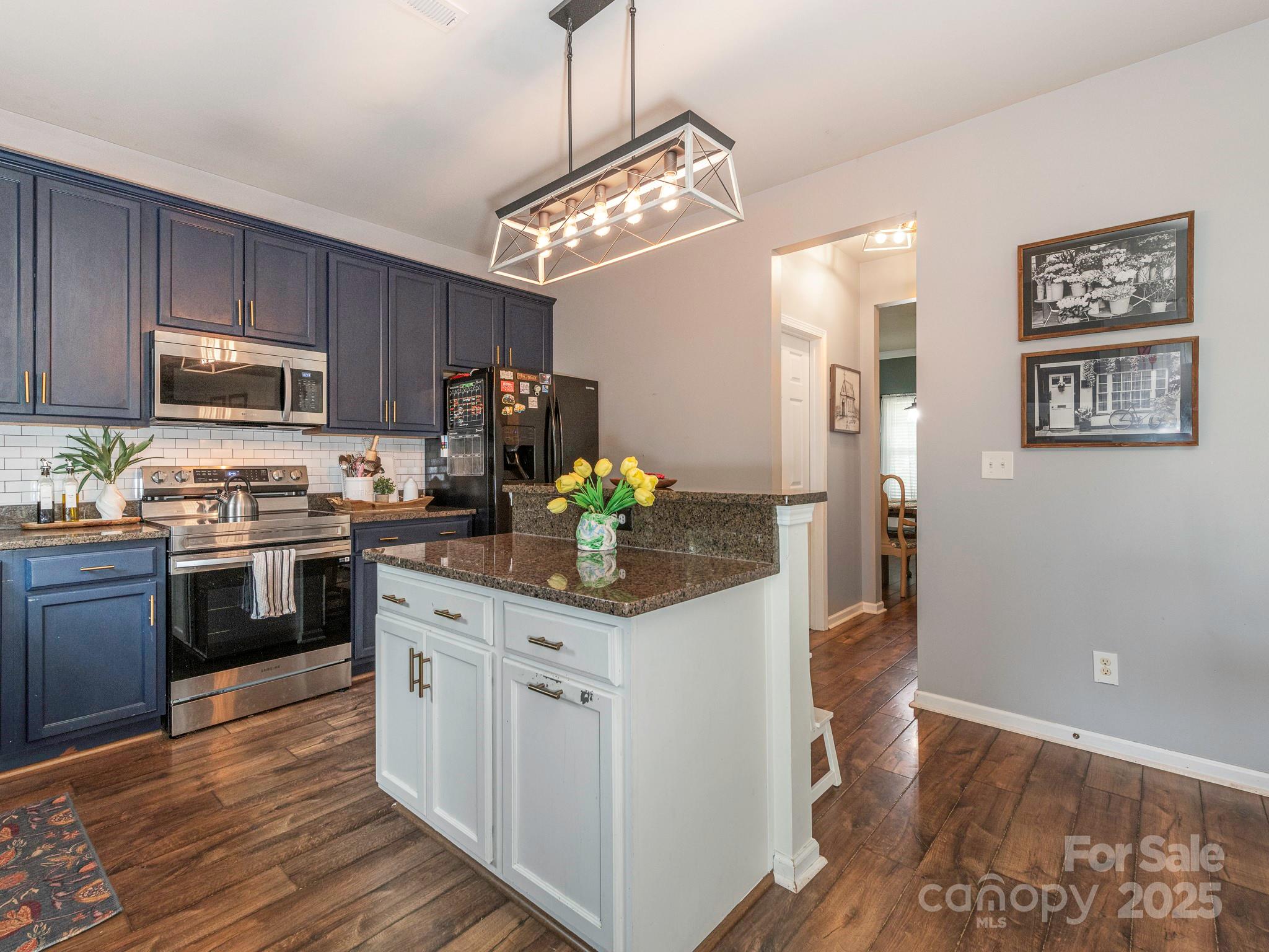 8208 Stourhead Gardens Lane — Waxhaw