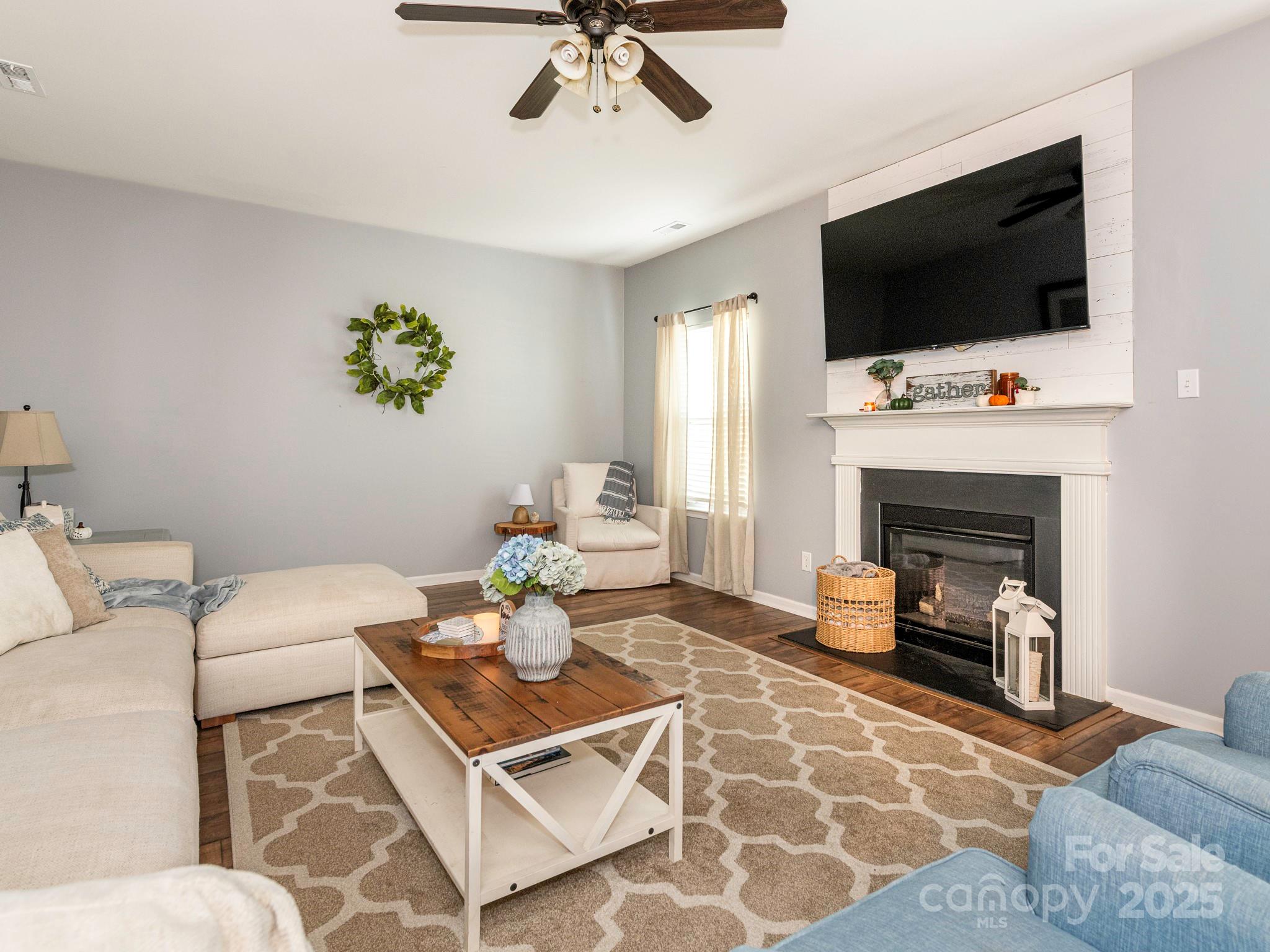 8208 Stourhead Gardens Lane — Waxhaw