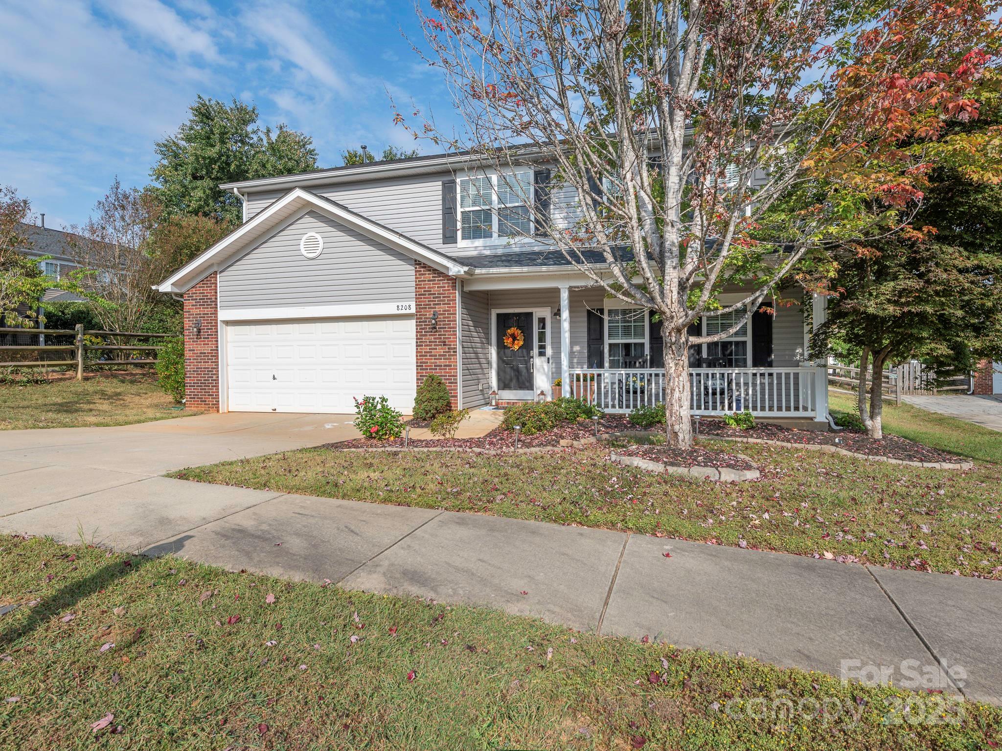 8208 Stourhead Gardens Lane — Waxhaw