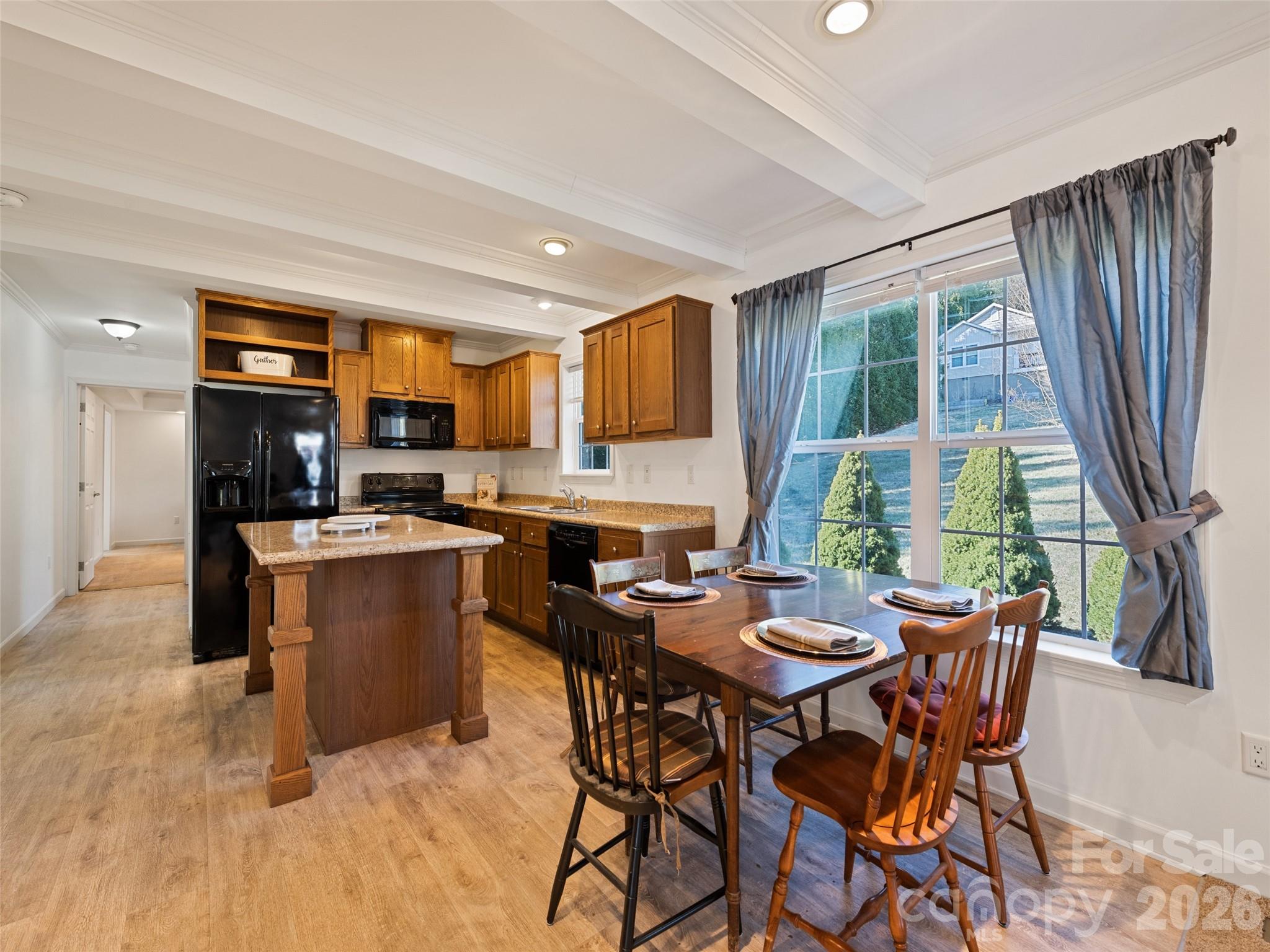 10 Enochs Way — Fletcher