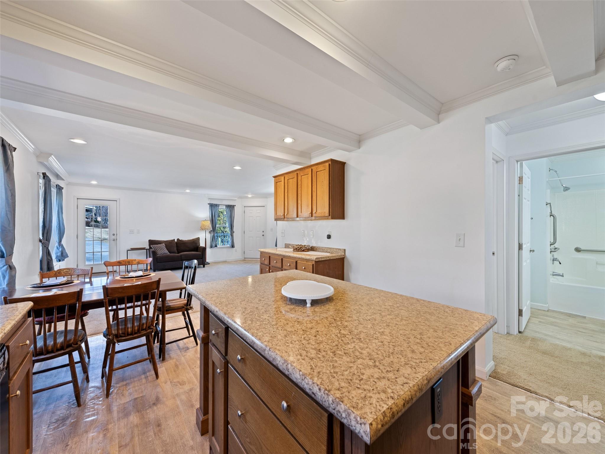 10 Enochs Way — Fletcher