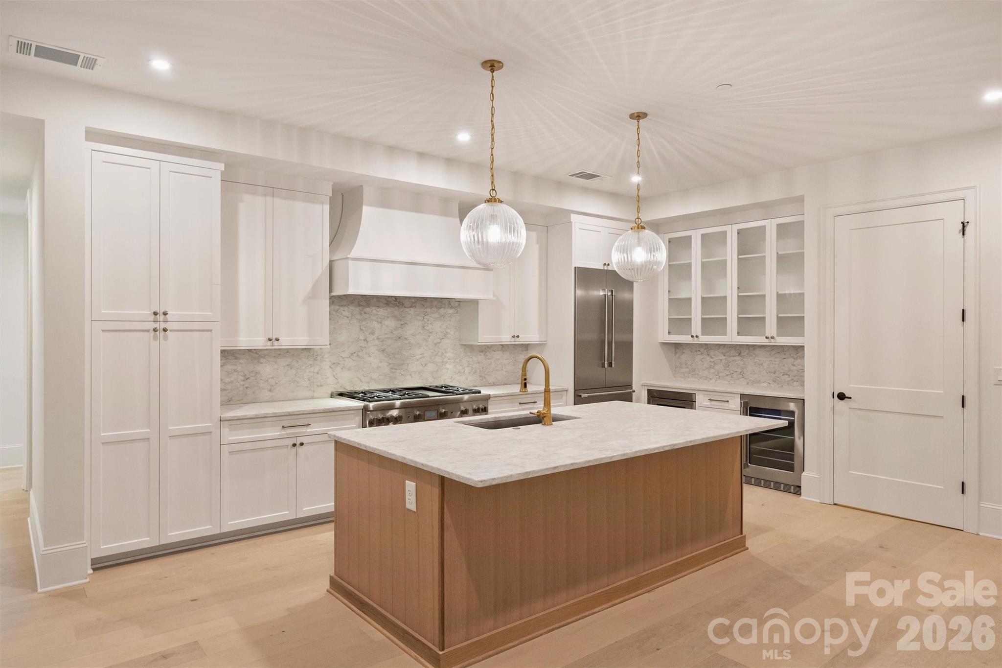 409 Queens Road #304 — Charlotte
