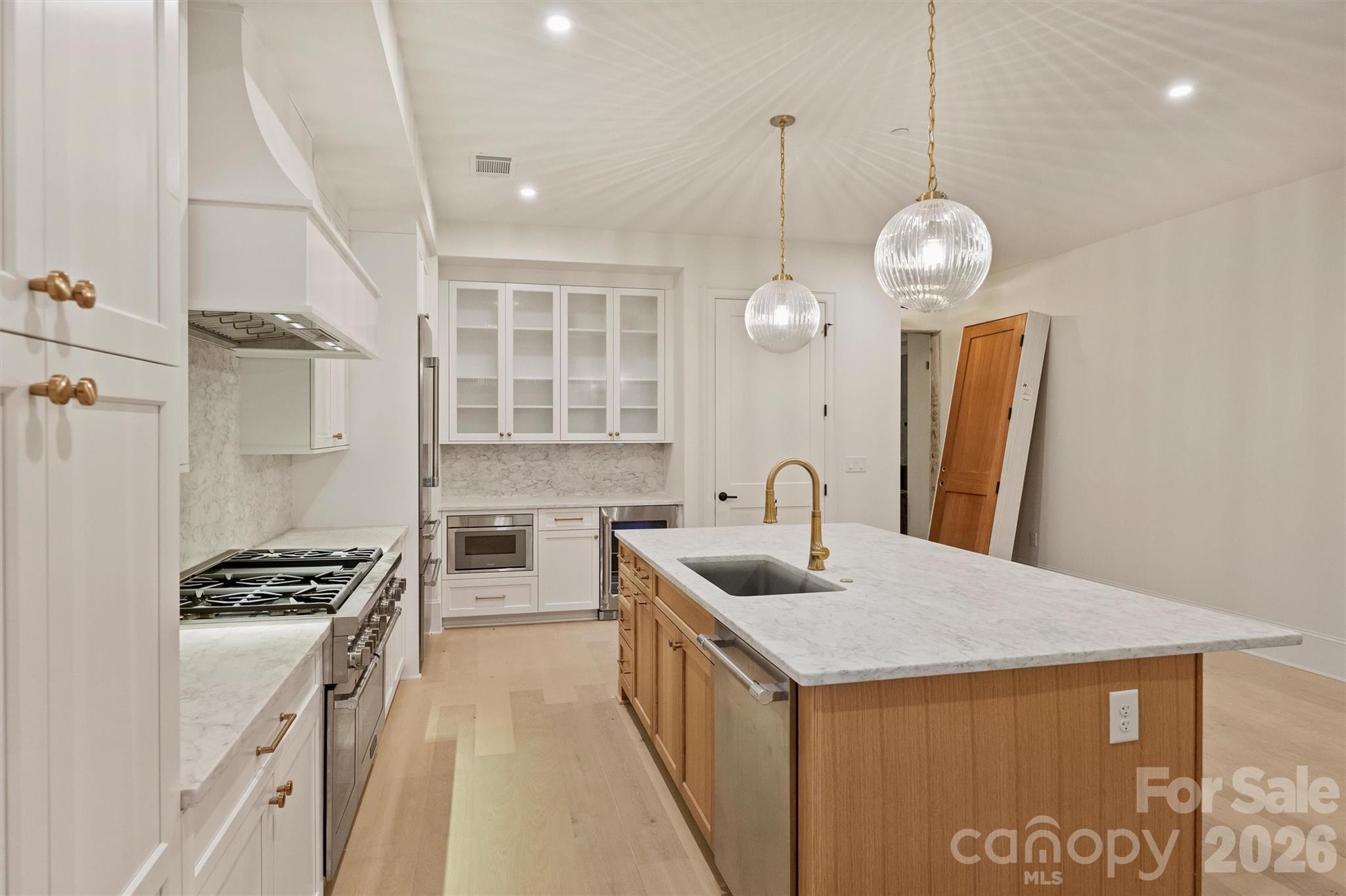 409 Queens Road #304 — Charlotte