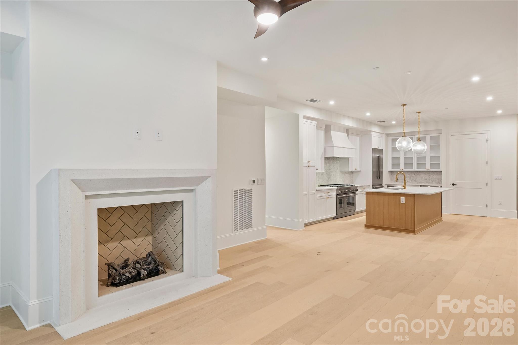 409 Queens Road #304 — Charlotte