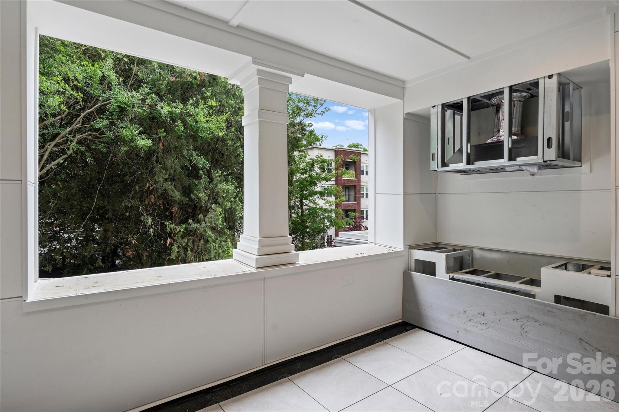 409 Queens Road #304 — Charlotte