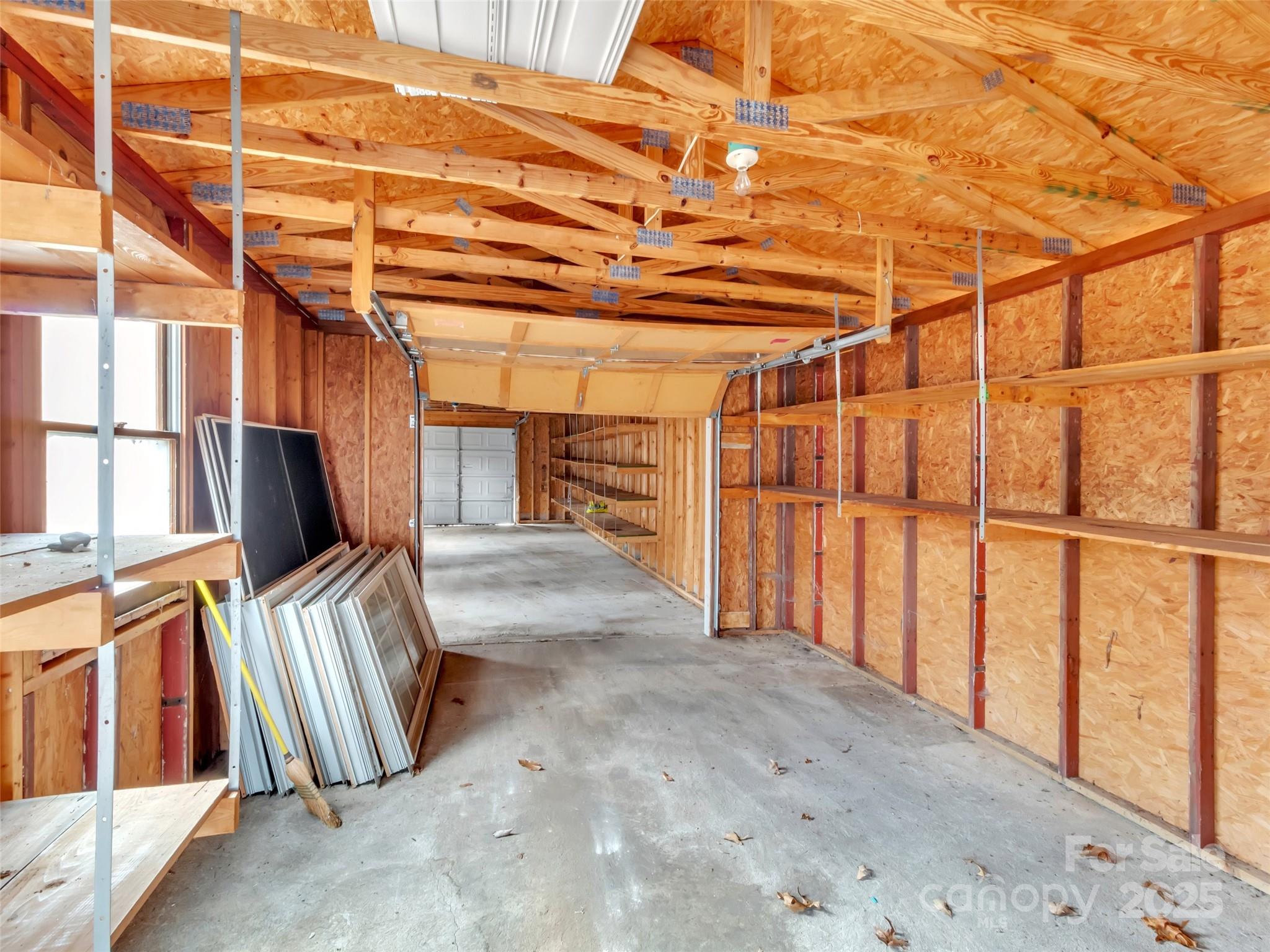 18 & 44 Sierra Point — Waynesville