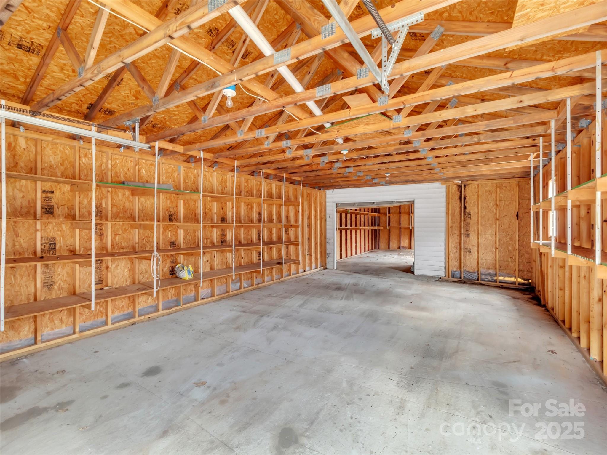 18 & 44 Sierra Point — Waynesville