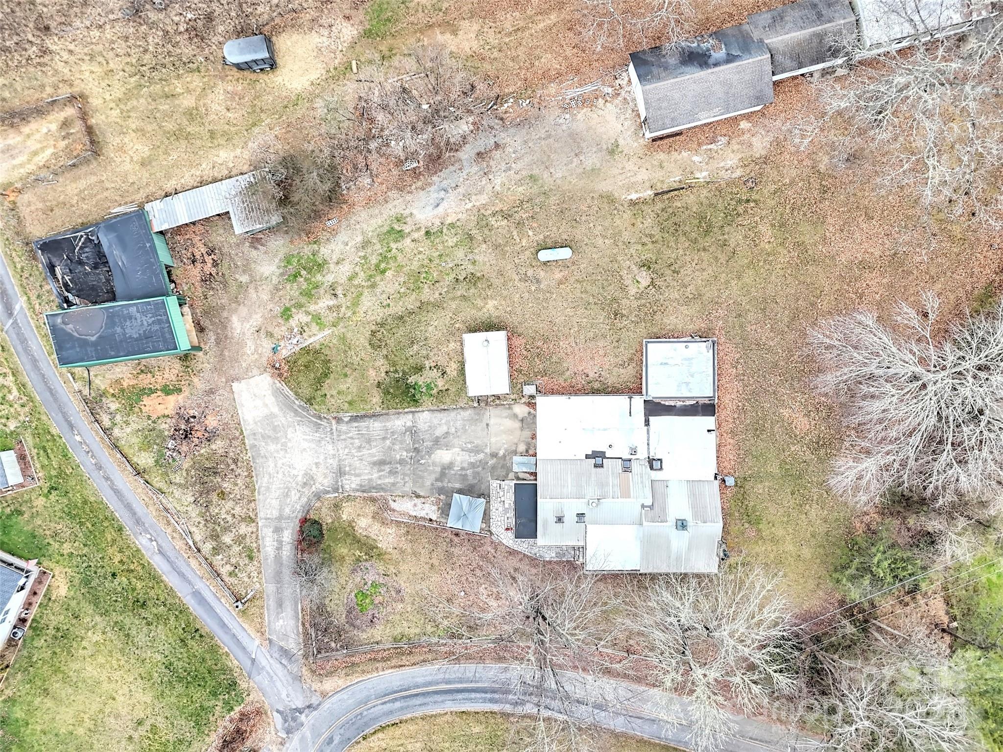 18 & 44 Sierra Point — Waynesville
