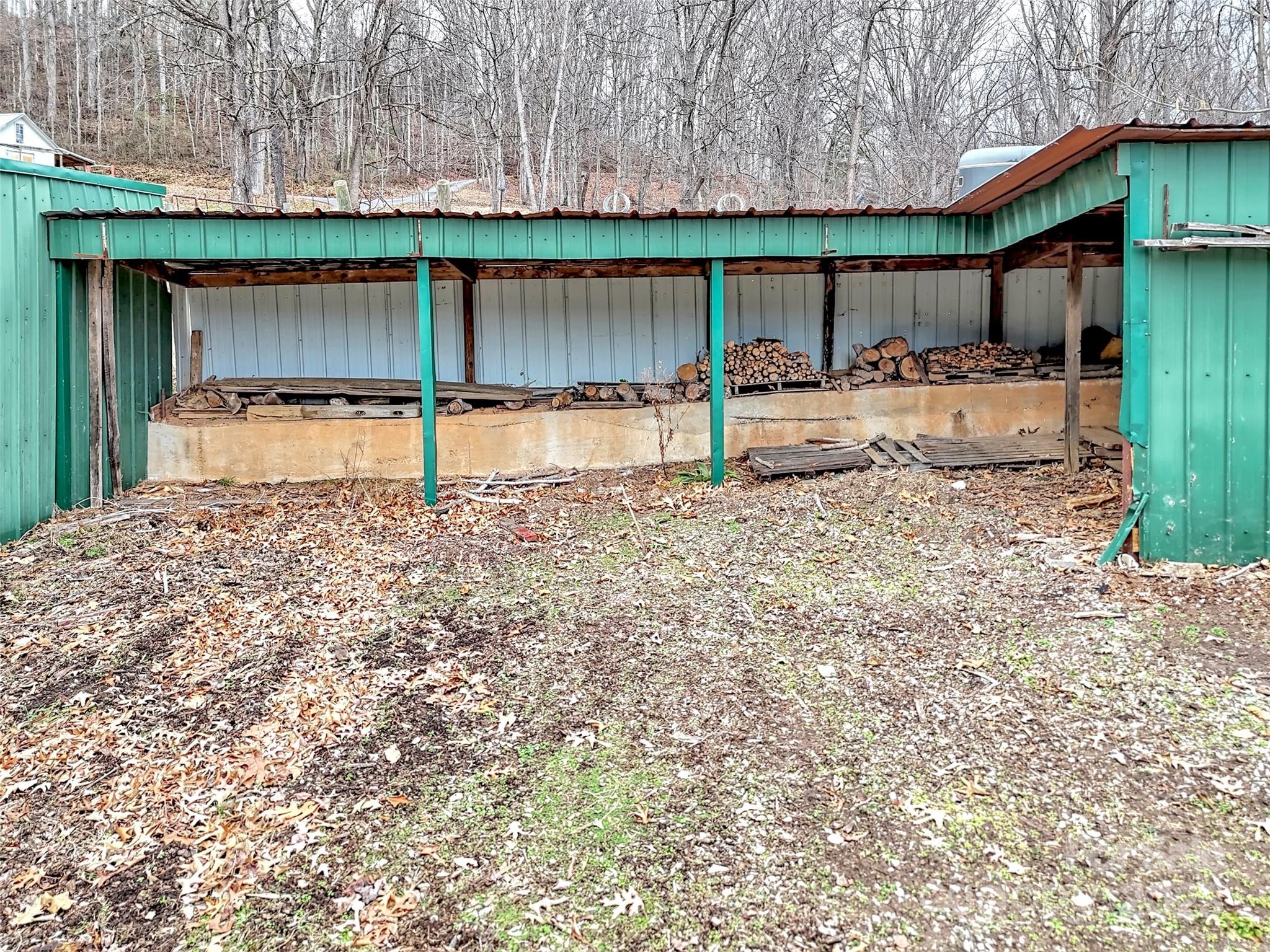 18 & 44 Sierra Point — Waynesville
