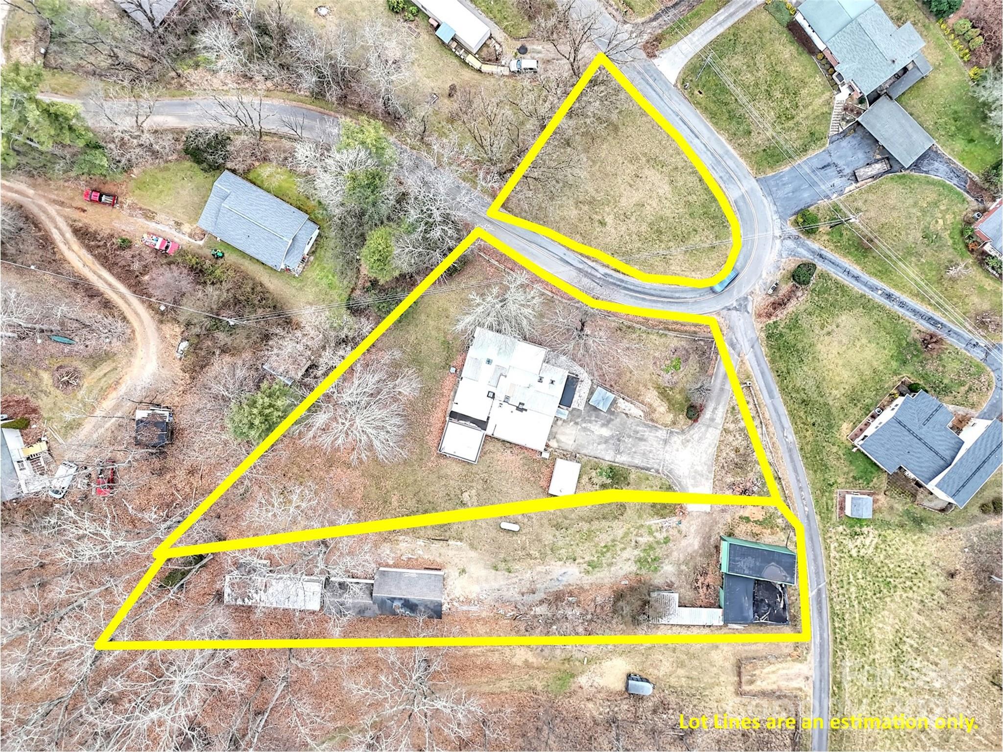 18 & 44 Sierra Point — Waynesville