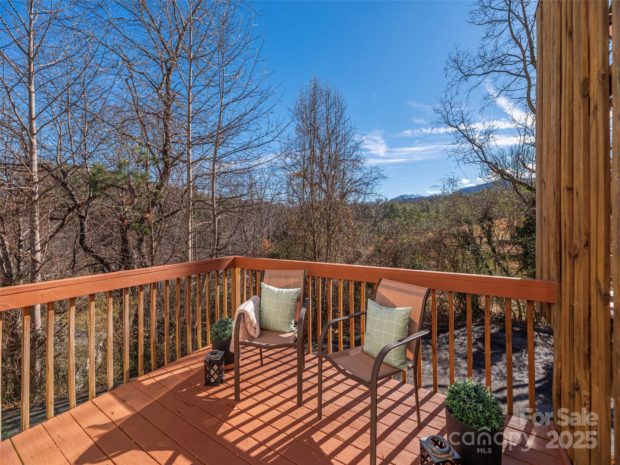 53 Vancott Court — Clyde