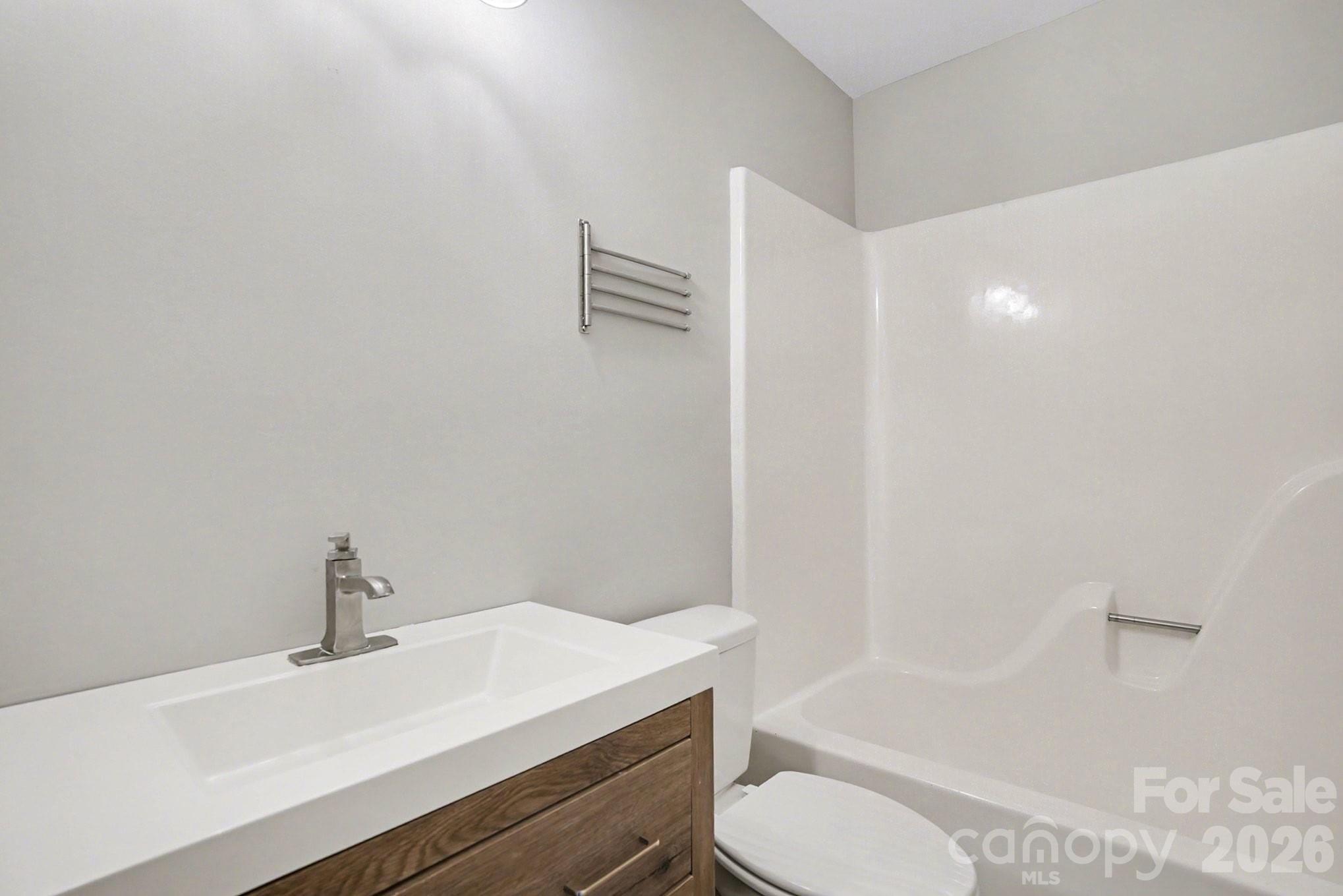 374 Tall Oaks Trail — Fort Mill