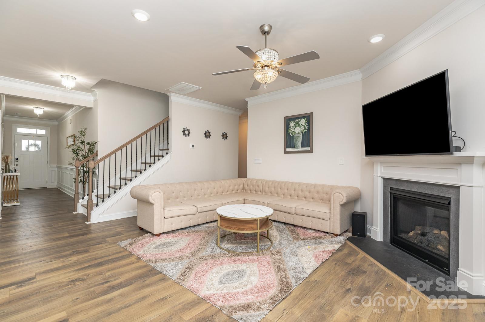 9727 White Chapel Drive NW — Concord