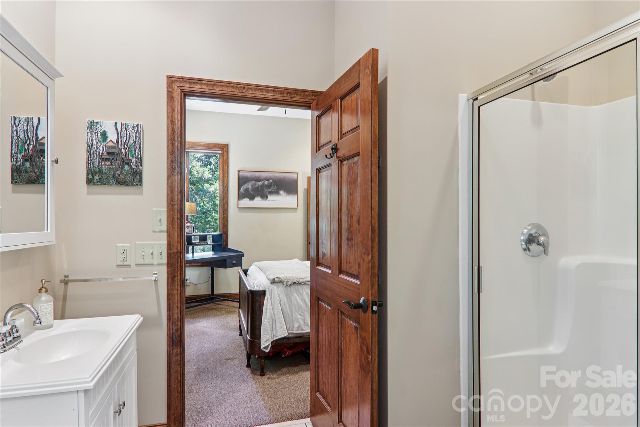 184 Deep Woods Lane — Saluda