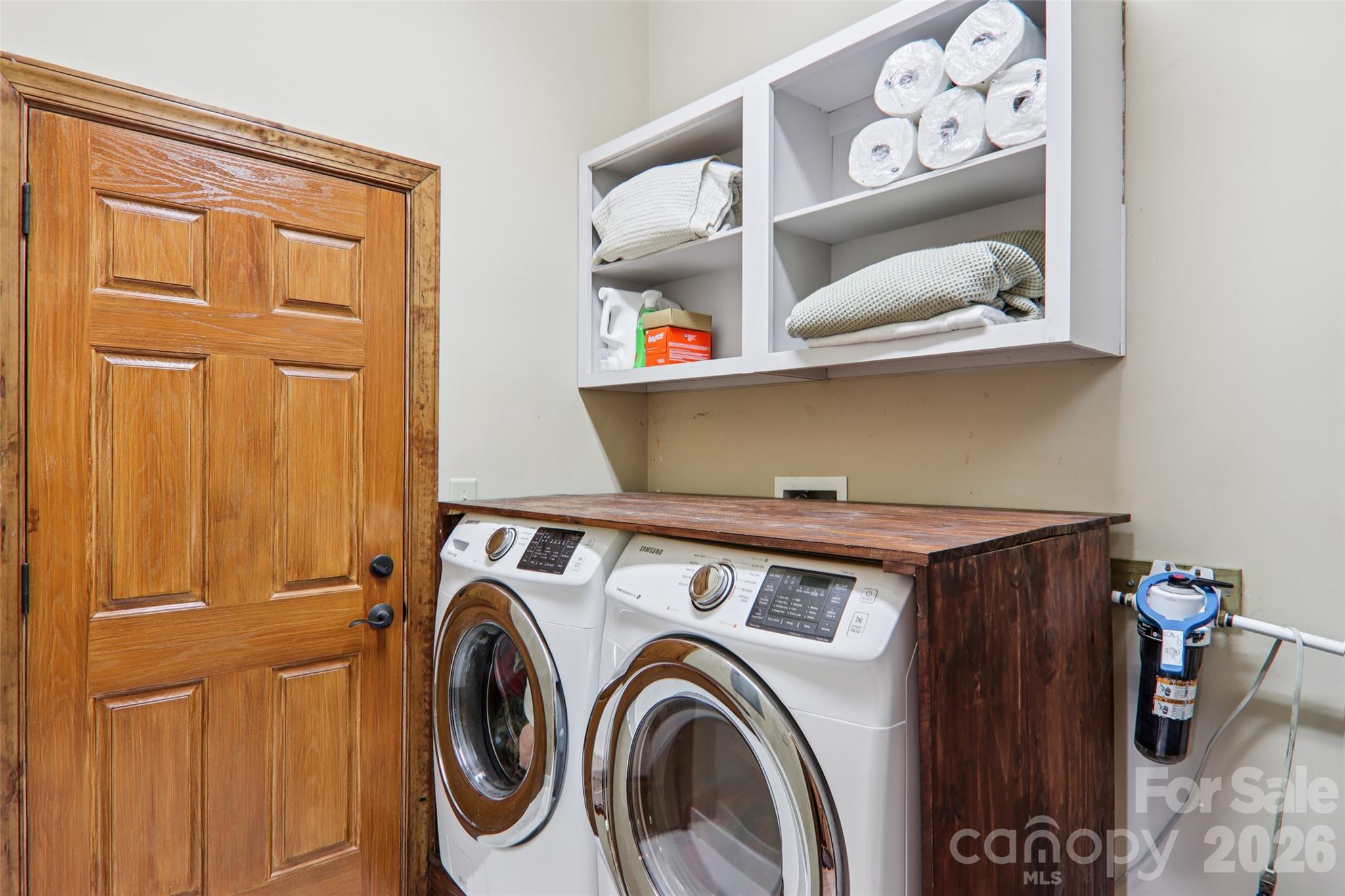 184 Deep Woods Lane — Saluda