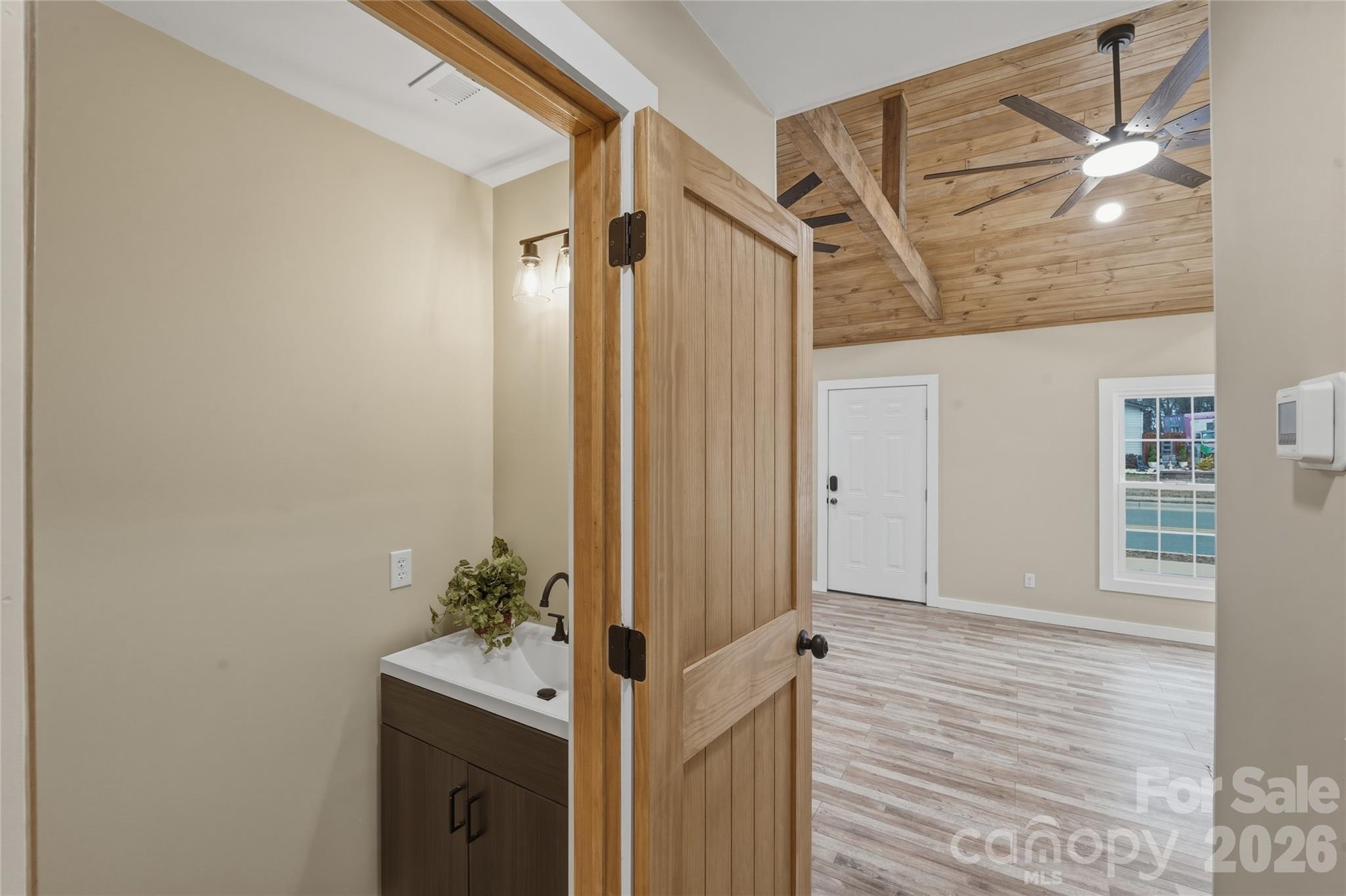 522 W Mclelland Avenue — Mooresville