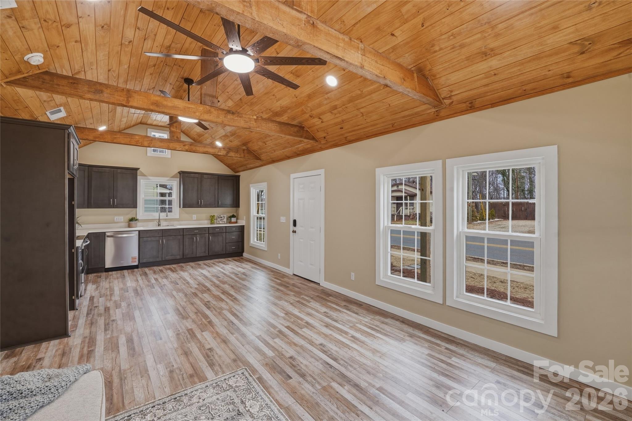 522 W Mclelland Avenue — Mooresville