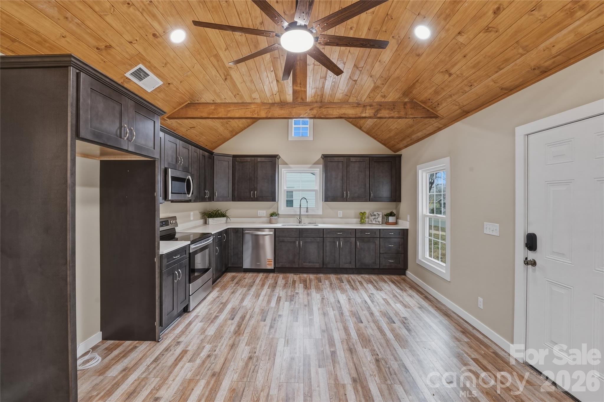 522 W Mclelland Avenue — Mooresville