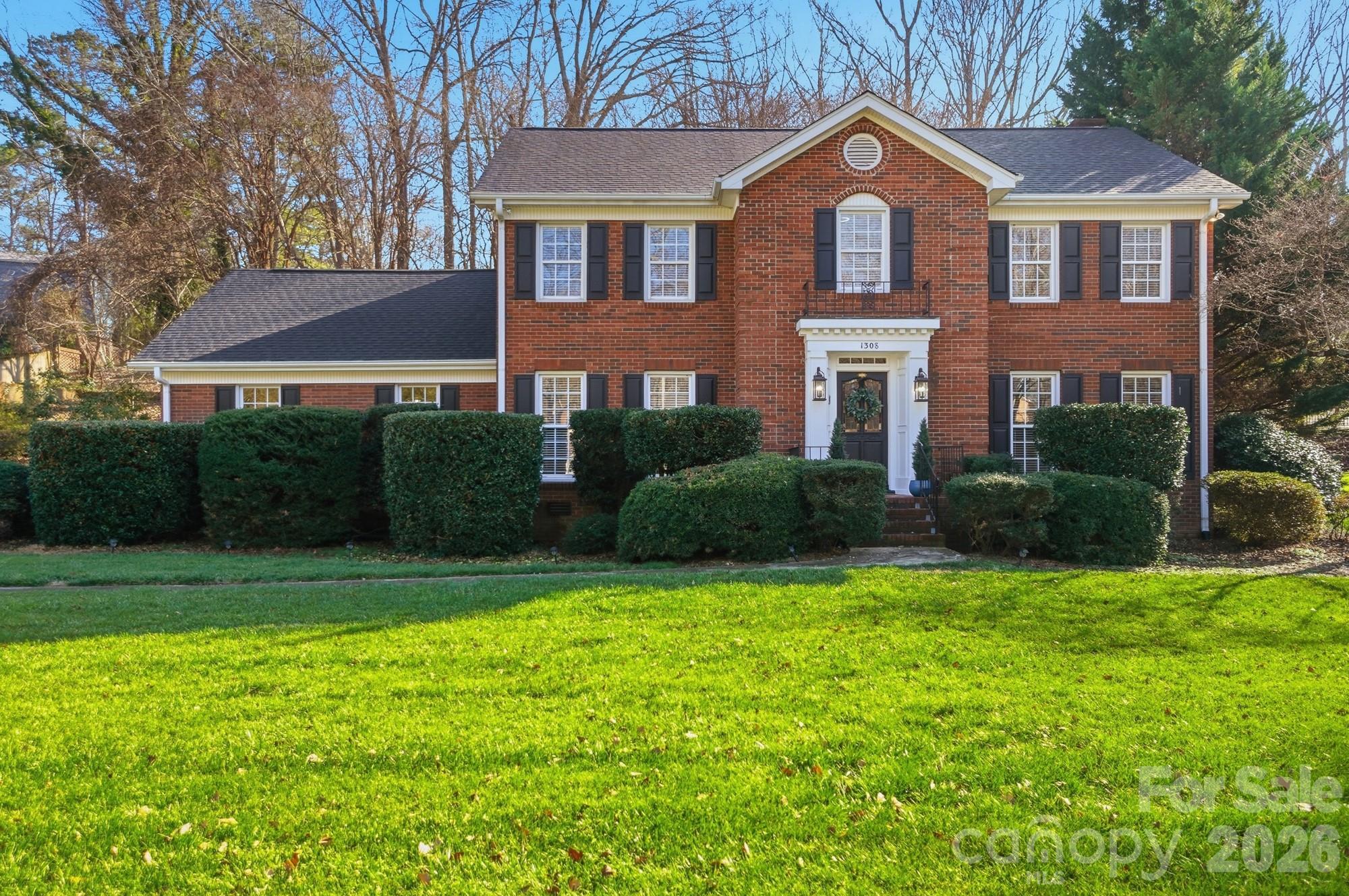 1308 Dumbarton Road — Gastonia