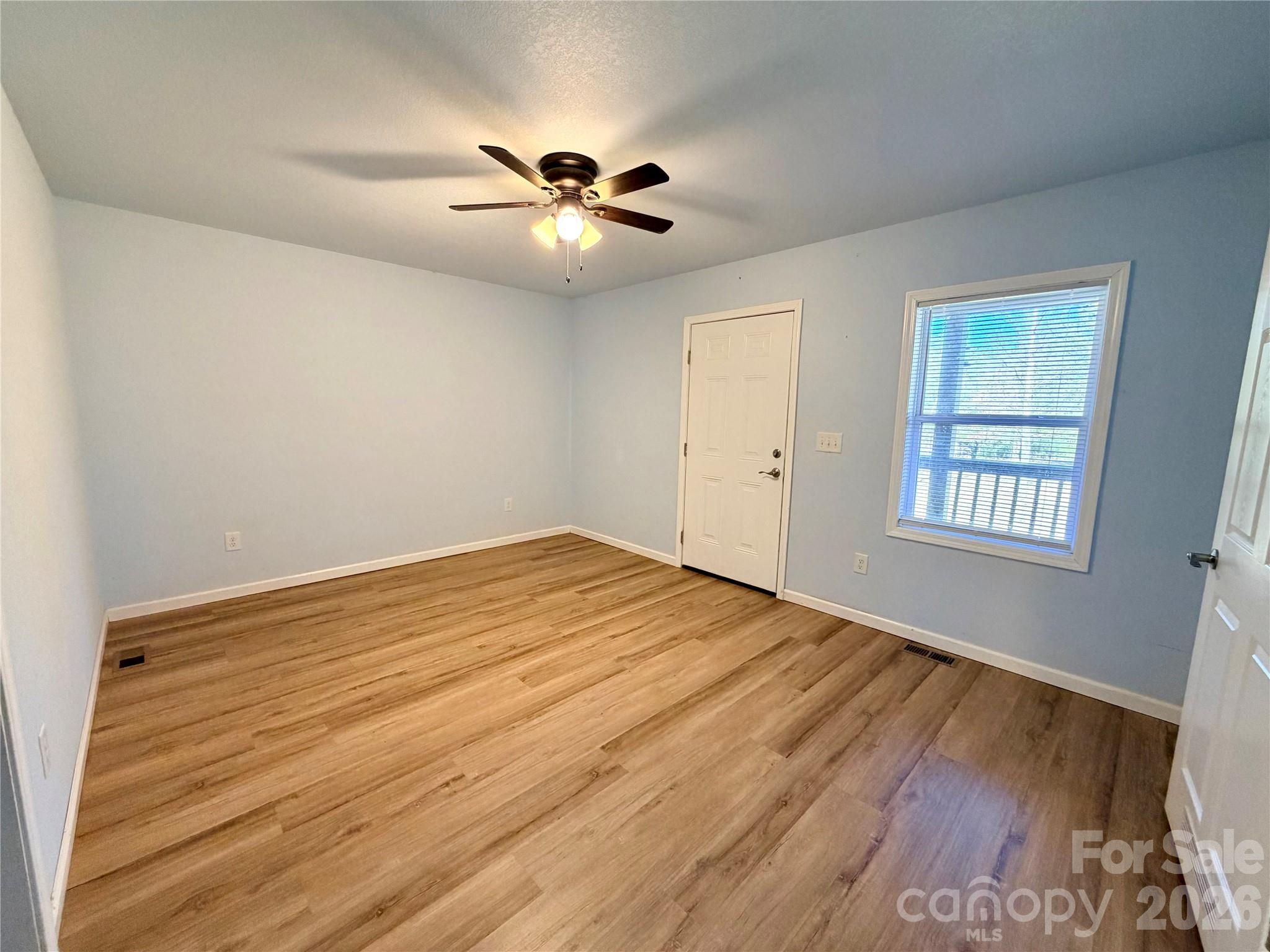 162 Sandstone Drive — Union Mills