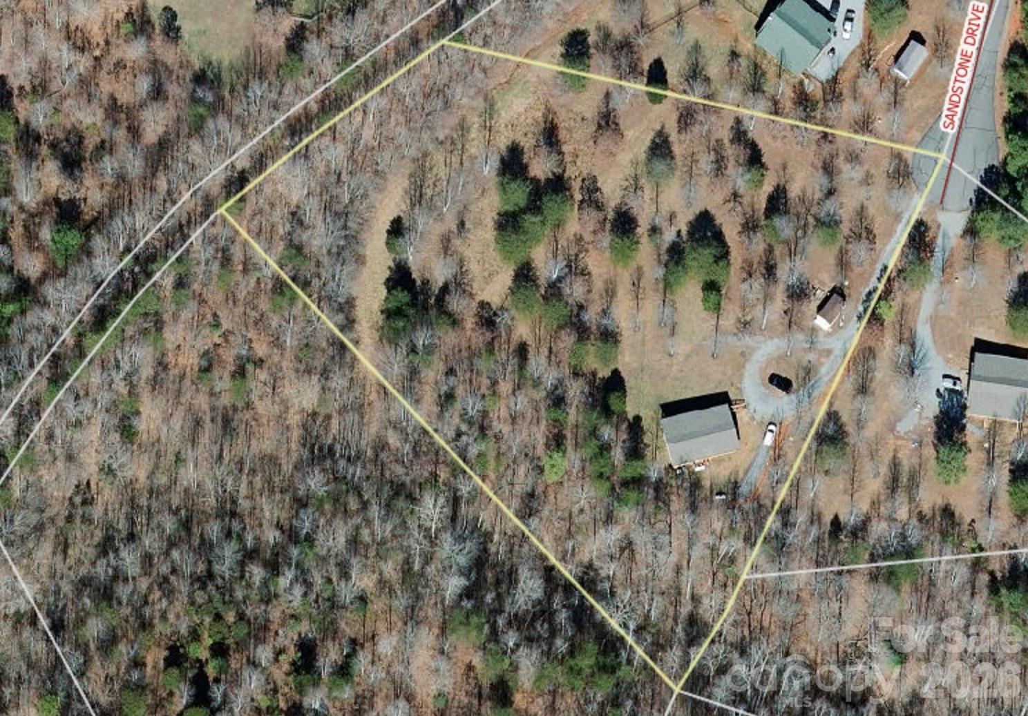 162 Sandstone Drive — Union Mills