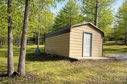 162 Sandstone Drive — Union Mills