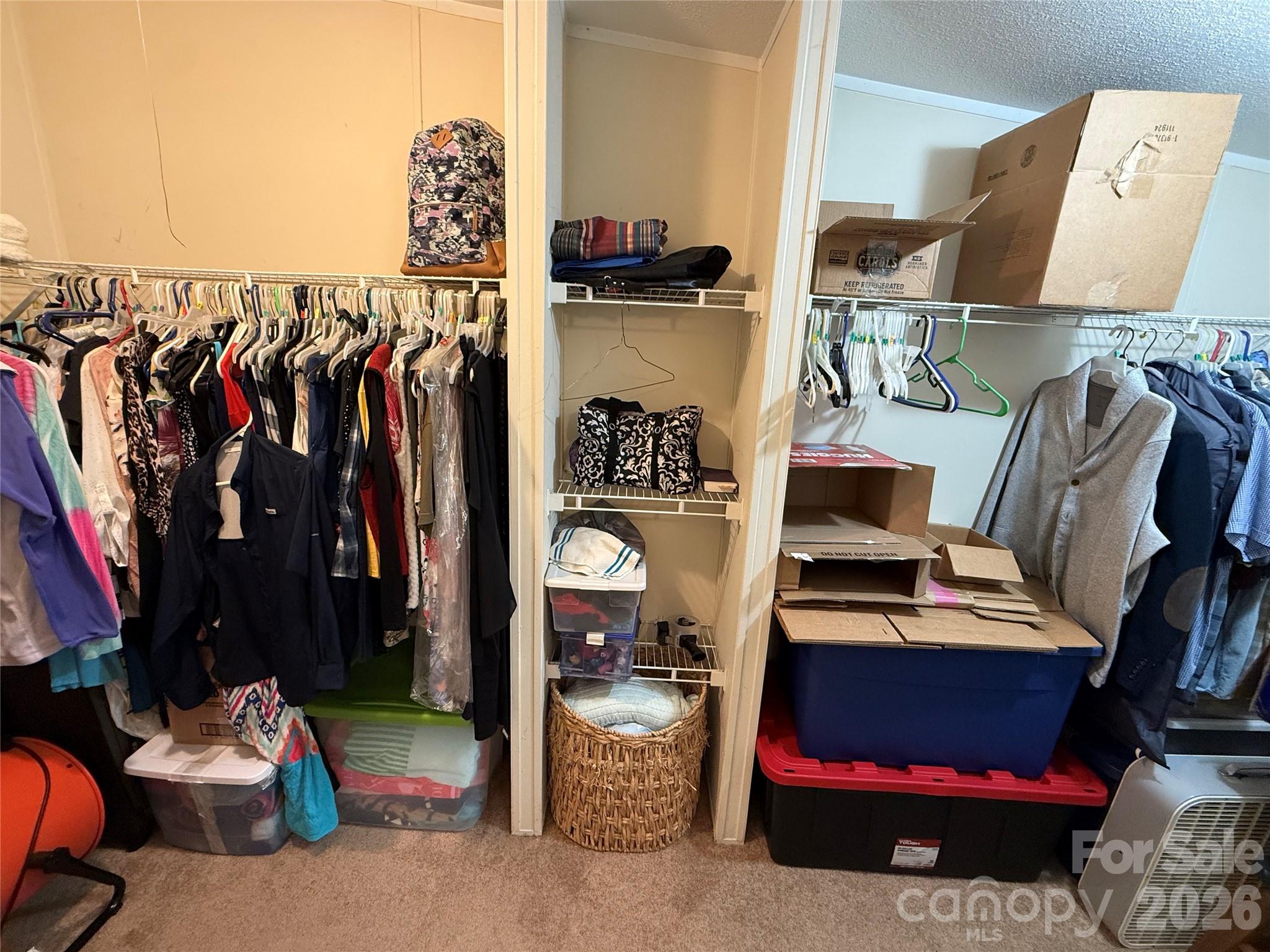 2423 Stones Throw Court — Lenoir