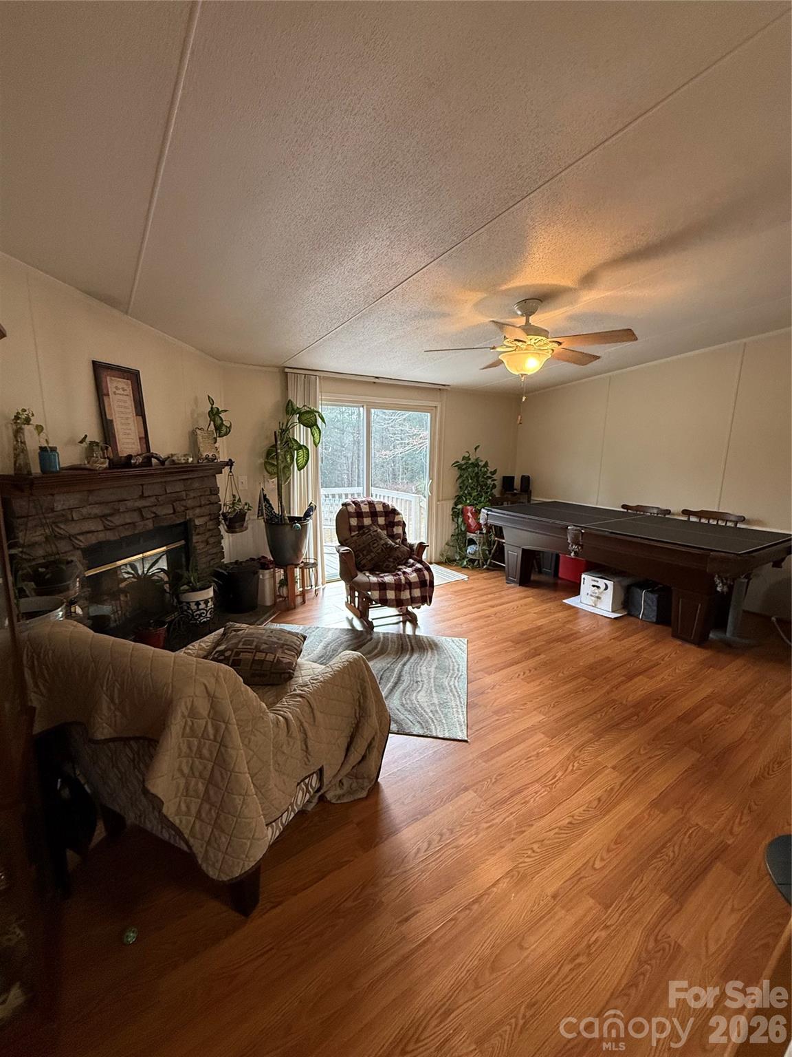 2423 Stones Throw Court — Lenoir
