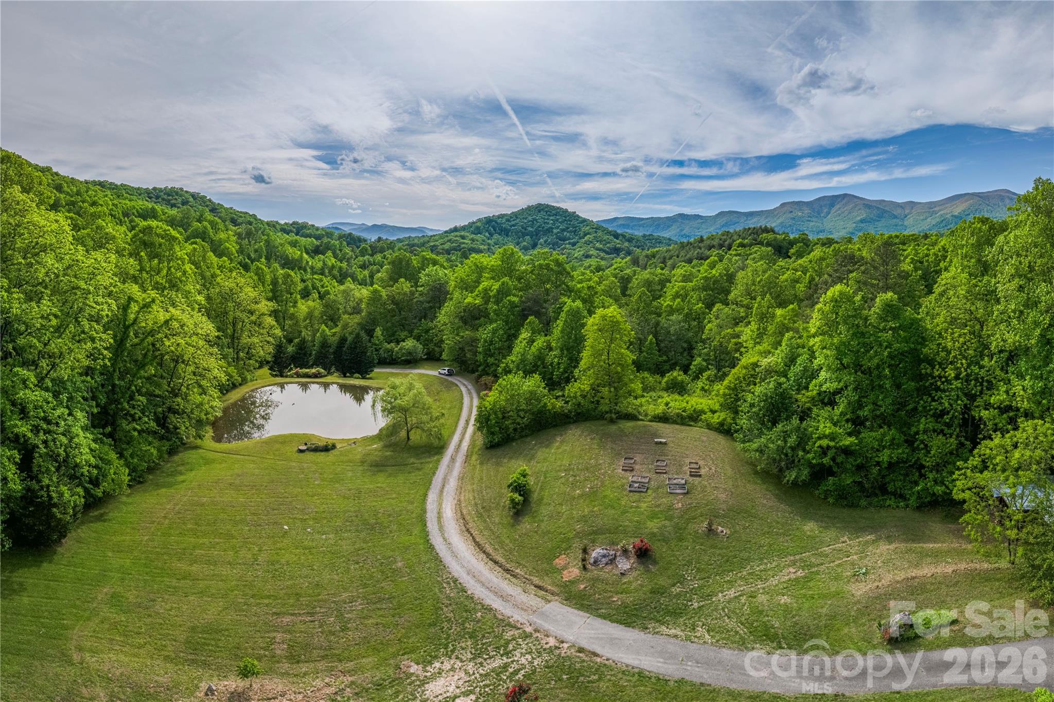393 Carver Mountain Valley — Sylva